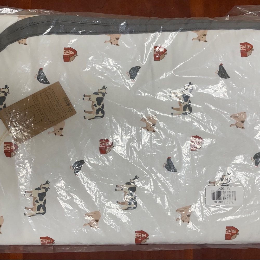 Kyte Farm Baby Blanket NIB